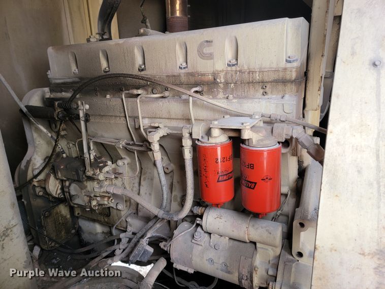 image for item LV9463 1989 Ingersoll Rand 825  air compressor