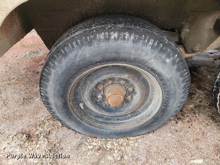 image for item LV9463 1989 Ingersoll Rand 825  air compressor