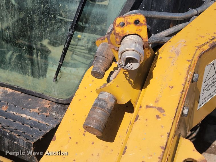 image for item LV9471 2012 Caterpillar 279C2  tracked skid steer loader