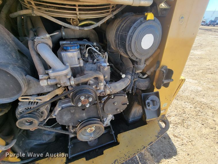 image for item LV9471 2012 Caterpillar 279C2  tracked skid steer loader