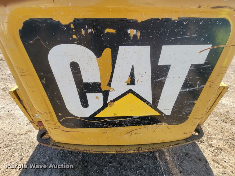 image for item LV9471 2012 Caterpillar 279C2  tracked skid steer loader