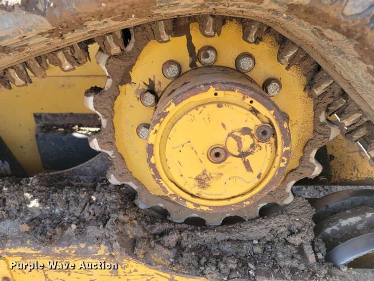 image for item LV9471 2012 Caterpillar 279C2  tracked skid steer loader