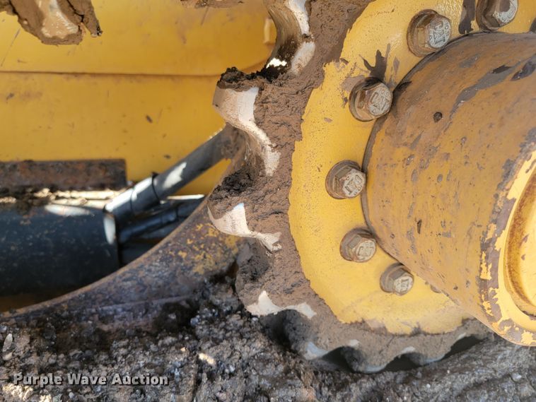 image for item LV9471 2012 Caterpillar 279C2  tracked skid steer loader