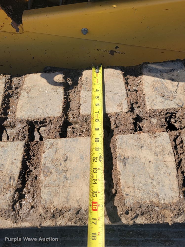 image for item LV9471 2012 Caterpillar 279C2  tracked skid steer loader