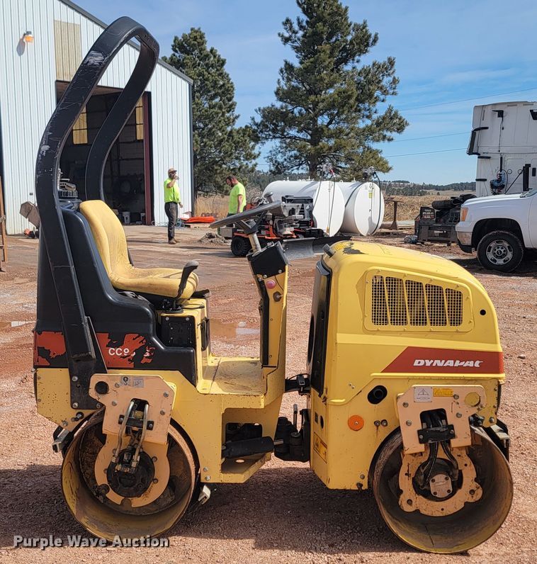 image for item LV9473 Dynapac CC900G  double drum vibratory roller