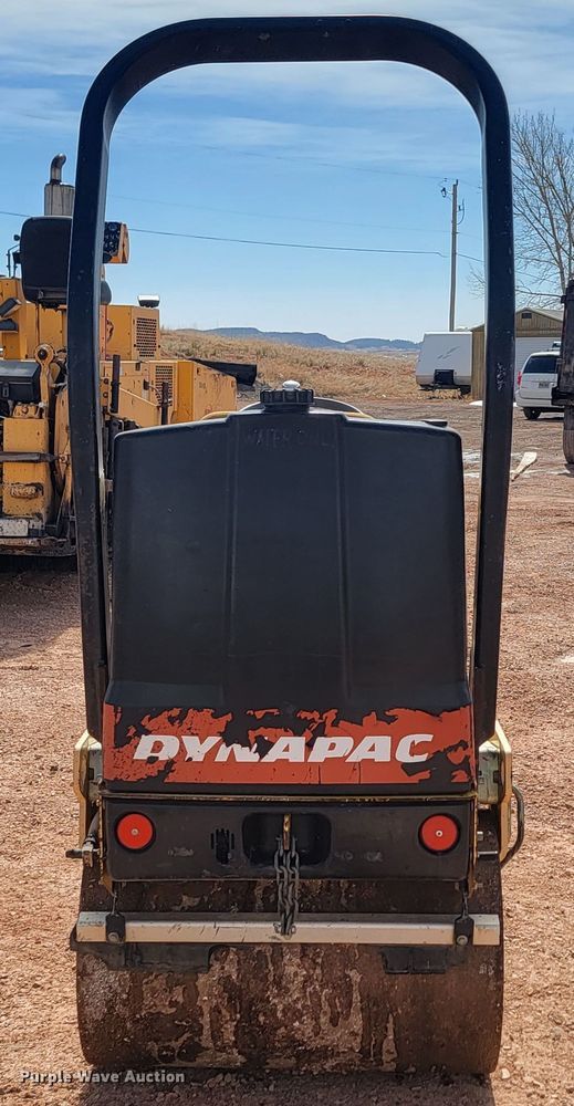 image for item LV9473 Dynapac CC900G  double drum vibratory roller