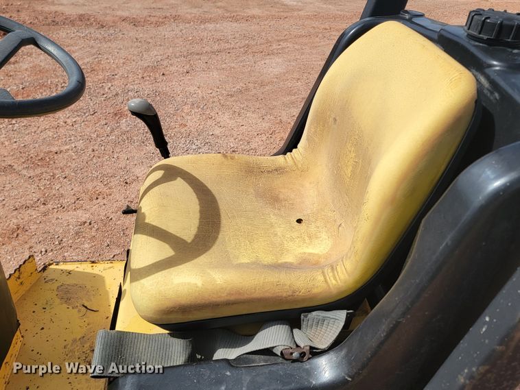 image for item LV9473 Dynapac CC900G  double drum vibratory roller