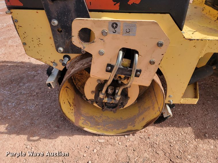 image for item LV9473 Dynapac CC900G  double drum vibratory roller