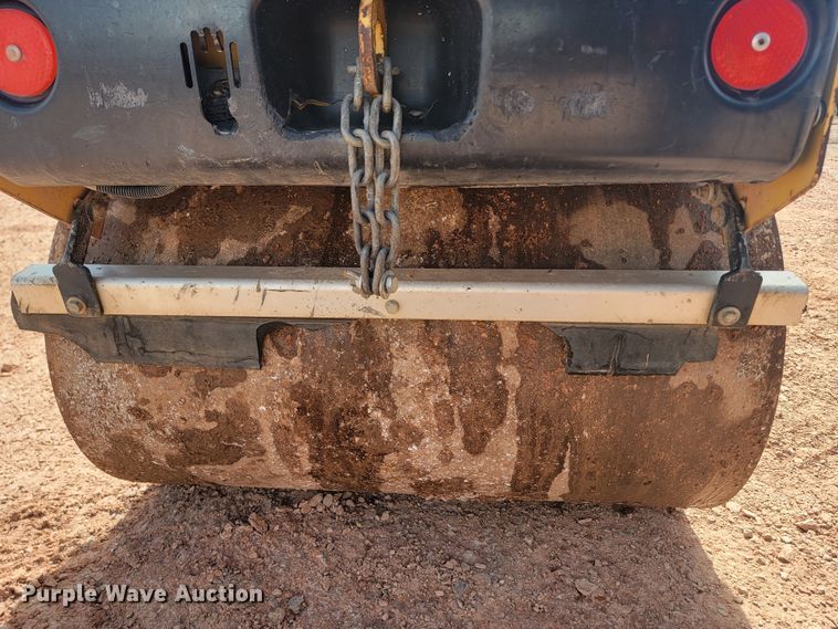 image for item LV9473 Dynapac CC900G  double drum vibratory roller