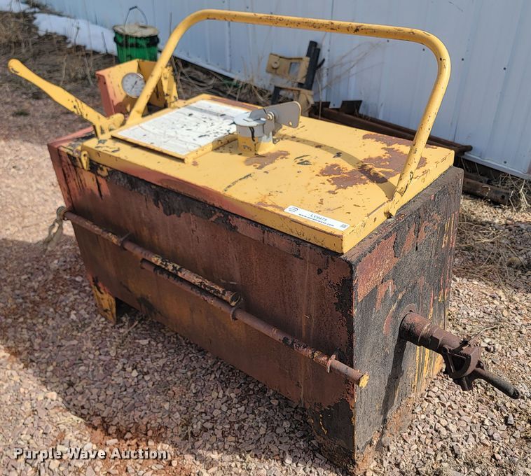 image for item LV9475 Crack sealing hot box