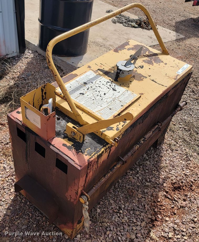 image for item LV9475 Crack sealing hot box