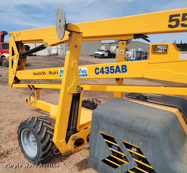 image for item LV9476 2013 Haulotte 55XA  boom lift