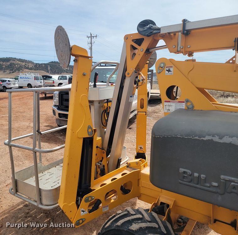 image for item LV9476 2013 Haulotte 55XA  boom lift