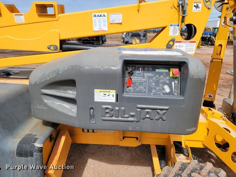 image for item LV9476 2013 Haulotte 55XA  boom lift