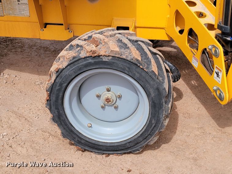 image for item LV9476 2013 Haulotte 55XA  boom lift