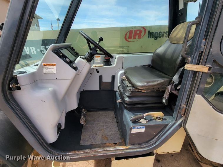 image for item LV9479 Ingersoll Rand VR-530  telehandler