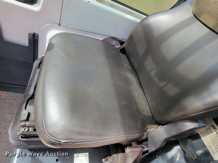 image for item LV9479 Ingersoll Rand VR-530  telehandler