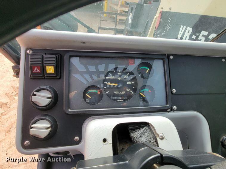 image for item LV9479 Ingersoll Rand VR-530  telehandler