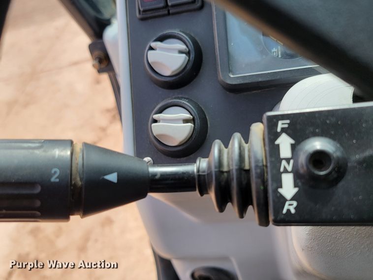 image for item LV9479 Ingersoll Rand VR-530  telehandler