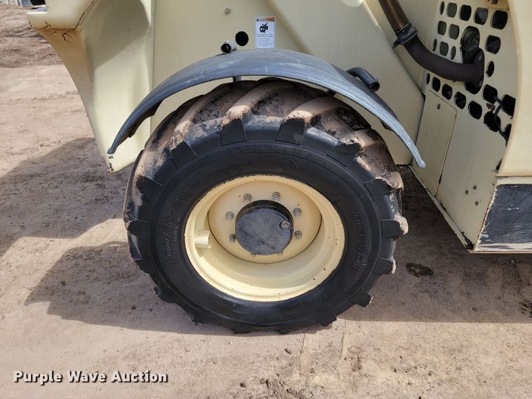 image for item LV9479 Ingersoll Rand VR-530  telehandler