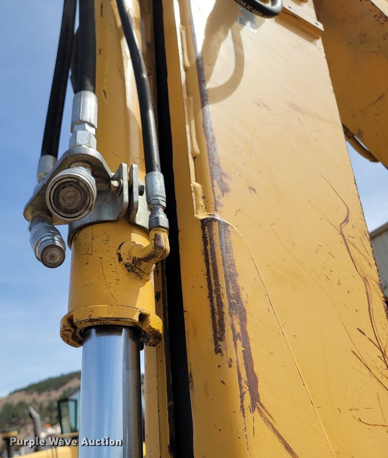 image for item LV9480 2003 Caterpillar 430D  backhoe