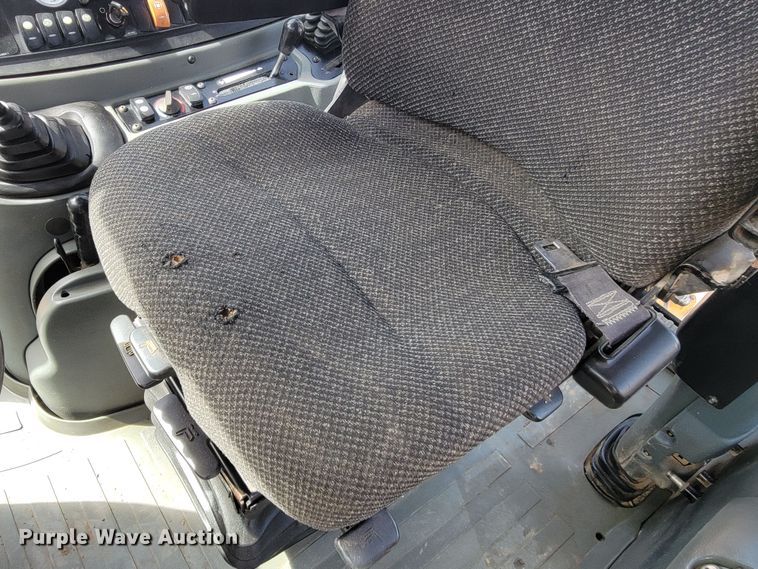 image for item LV9480 2003 Caterpillar 430D  backhoe