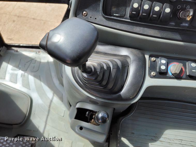 image for item LV9480 2003 Caterpillar 430D  backhoe