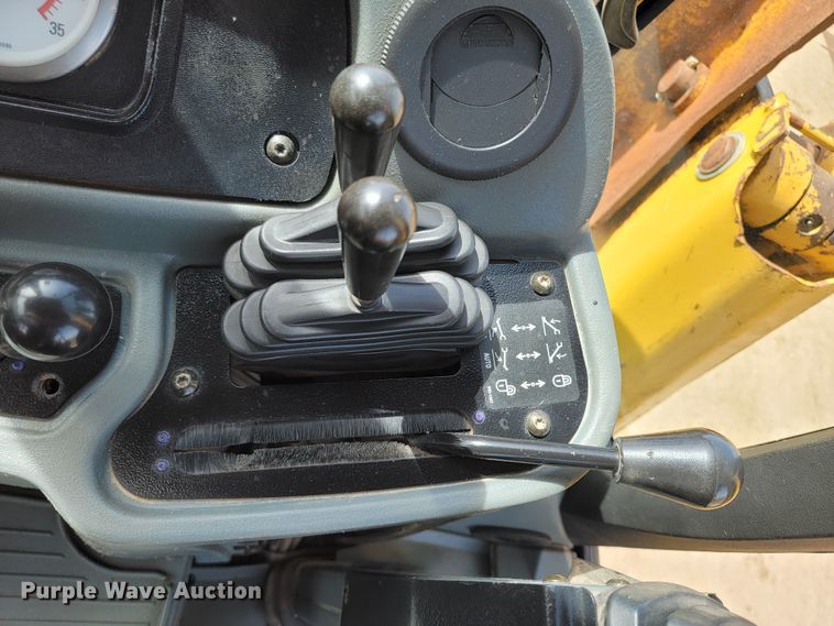 image for item LV9480 2003 Caterpillar 430D  backhoe