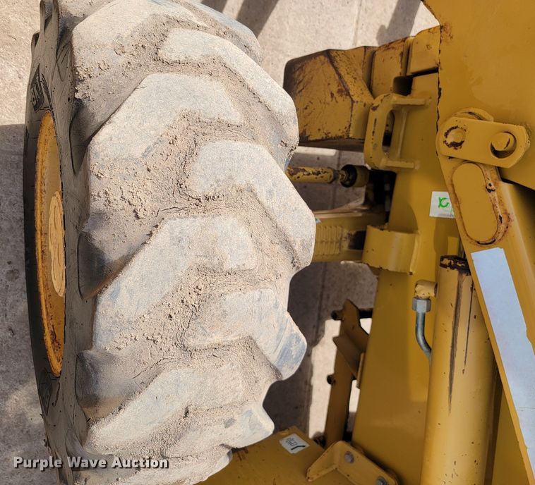 image for item LV9480 2003 Caterpillar 430D  backhoe