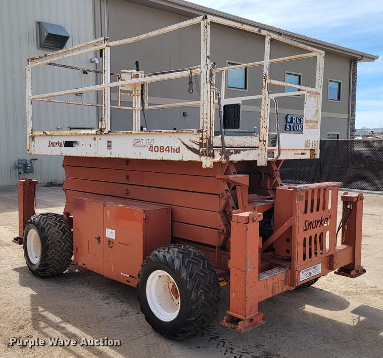 image for item LV9481 1997 Snorkel SLH4084HD  scissor lift