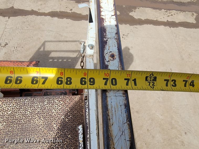 image for item LV9481 1997 Snorkel SLH4084HD  scissor lift