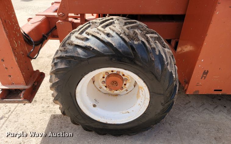 image for item LV9481 1997 Snorkel SLH4084HD  scissor lift