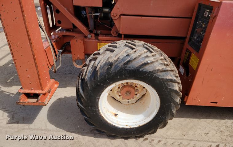 image for item LV9481 1997 Snorkel SLH4084HD  scissor lift