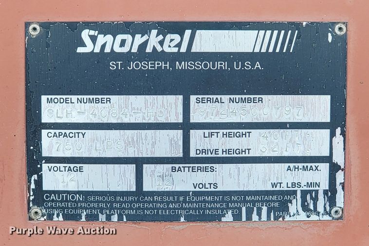 image for item LV9481 1997 Snorkel SLH4084HD  scissor lift