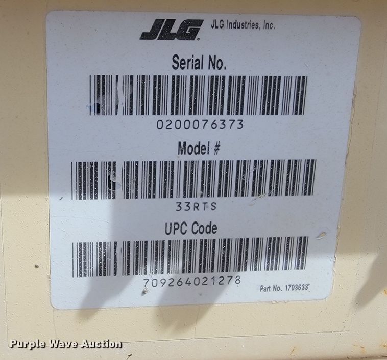 image for item LV9482 2000 JLG 33RTS  scissor lift