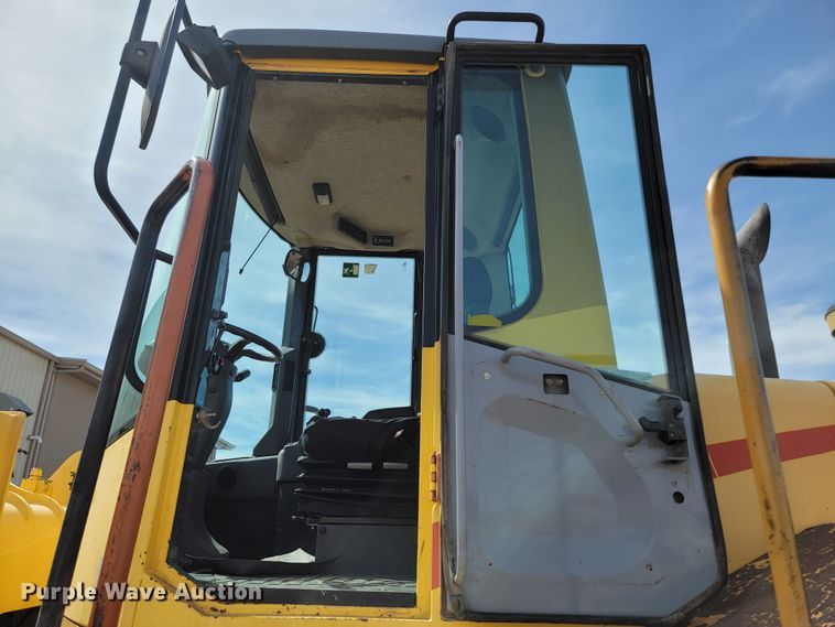 image for item LV9484 2000 New Holland LW190  wheel loader