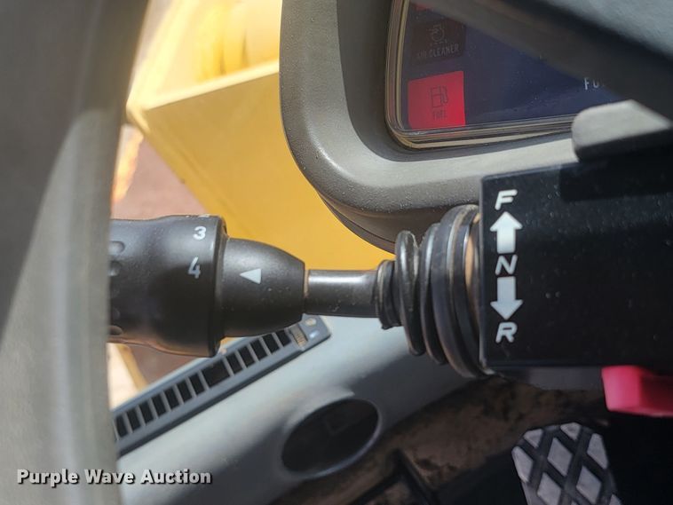 image for item LV9484 2000 New Holland LW190  wheel loader