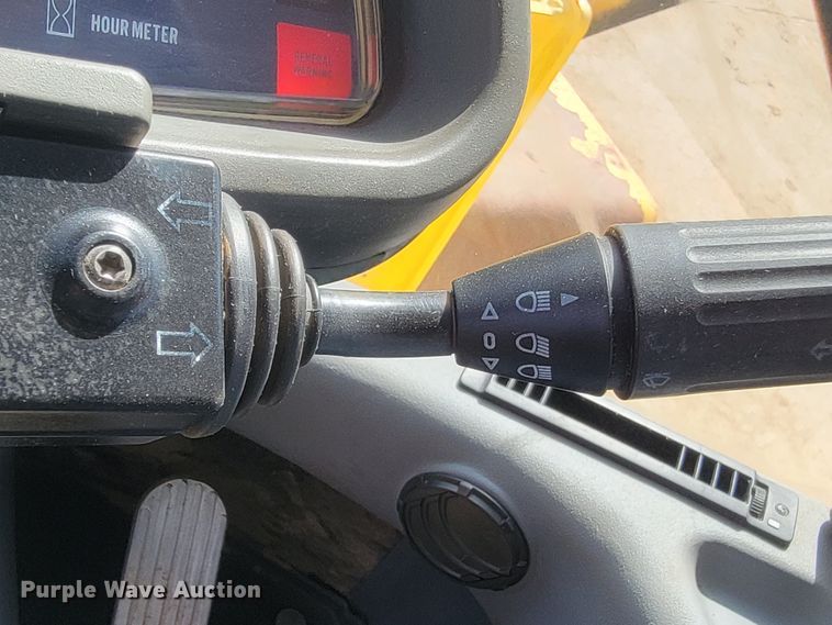 image for item LV9484 2000 New Holland LW190  wheel loader