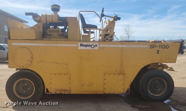 image for item LV9485 1989 Ferguson SP-1130  pneumatic roller