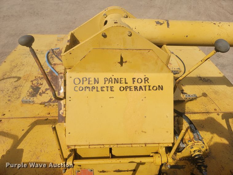 image for item LV9485 1989 Ferguson SP-1130  pneumatic roller