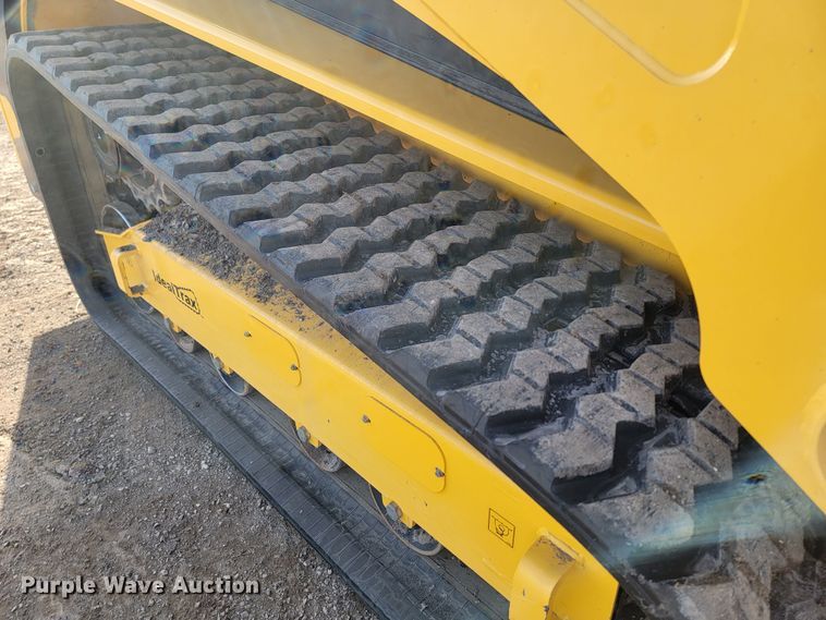 image for item LV9486 2021 Gehl VT320  tracked skid steer loader