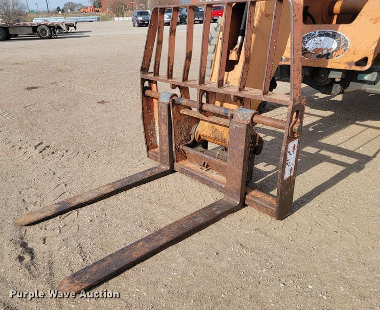 image for item LV9502 Lull 6K-37  telehandler