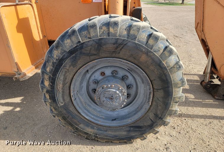 image for item LV9502 Lull 6K-37  telehandler