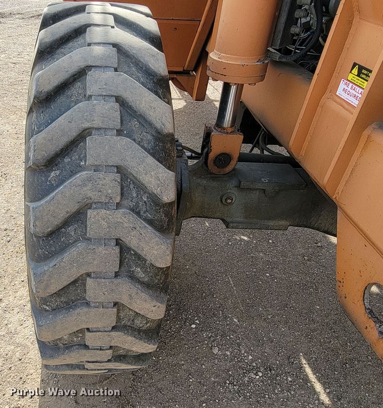 image for item LV9502 Lull 6K-37  telehandler