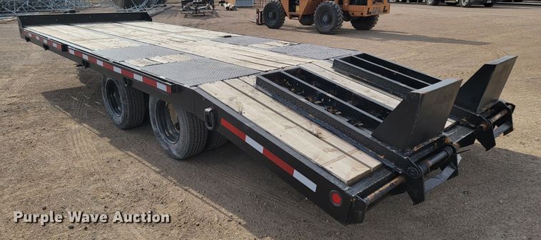 image for item LV9503 1998 Eager Beaver  equipment trailer