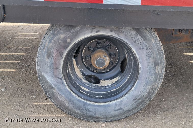 image for item LV9503 1998 Eager Beaver  equipment trailer