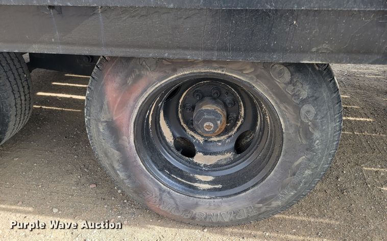 image for item LV9503 1998 Eager Beaver  equipment trailer