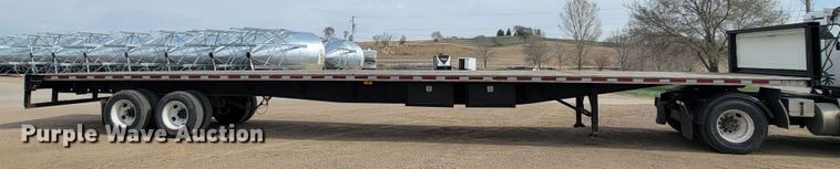 image for item LV9504 1998 Nu Van  flatbed trailer