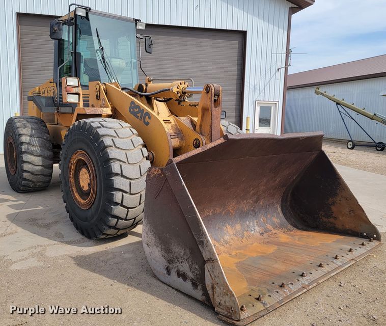 image for item LV9505 2000 Case 821C  wheel loader