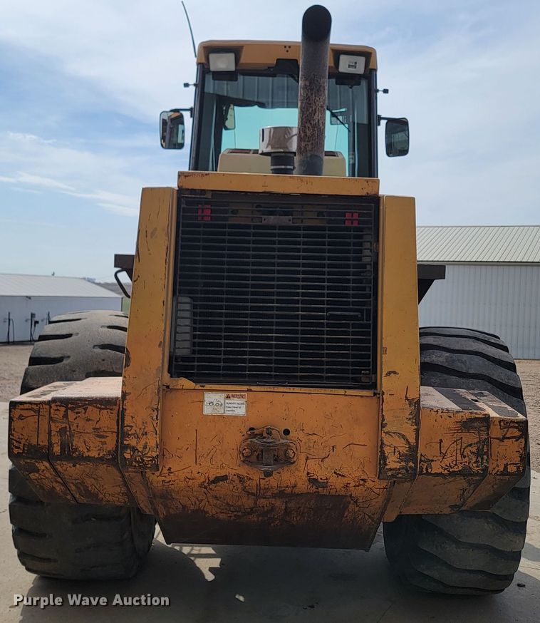 image for item LV9505 2000 Case 821C  wheel loader